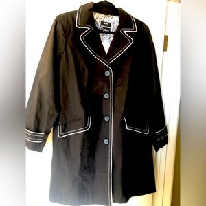 DENNIS BASSO BLACK WITH WHITE TRIM TRENCH COAT 1X